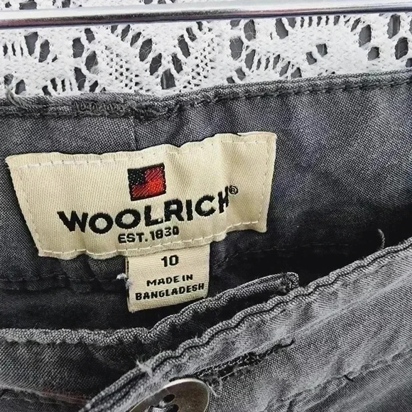 Woolrich Outdoor cargo capris women's 10 - Picture 4 of 6